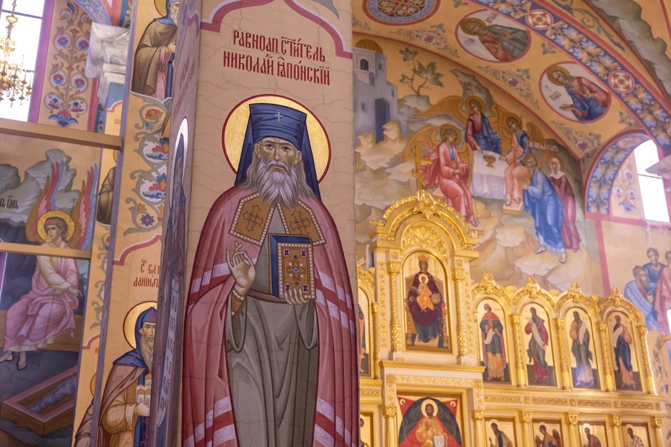 წმინდა ნიკოლოზის ხატი, რომლის წინაშეც მორწმუნეები ლოცვით მიმართავენ.